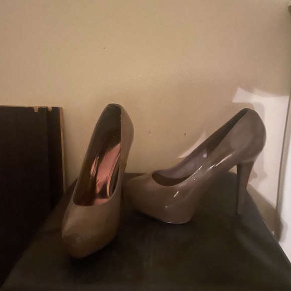 Vapormax Flyknits size 9 womens - Picture 4 of 13